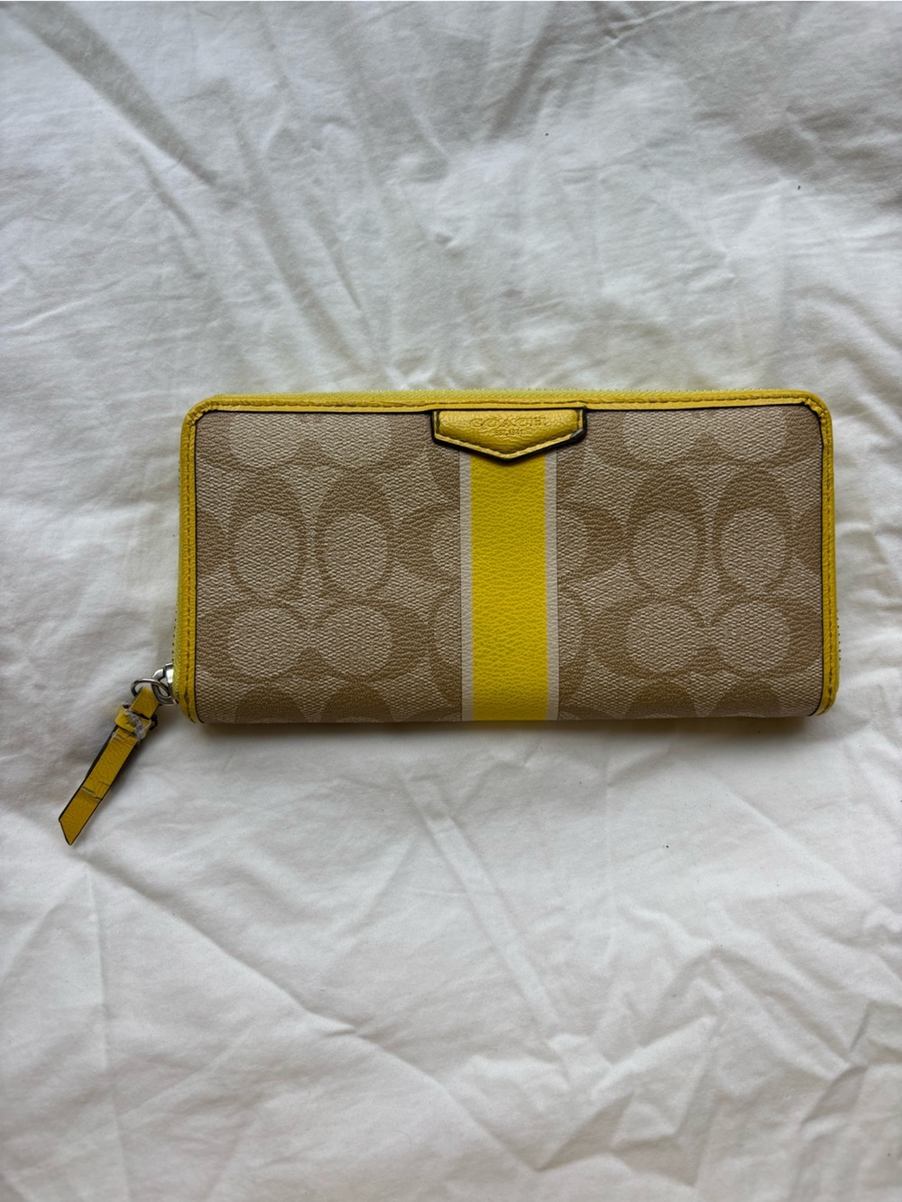 Coach Signature Canvas Varsity Stripe Long Zip Around Wallet - Yellow/Khaki